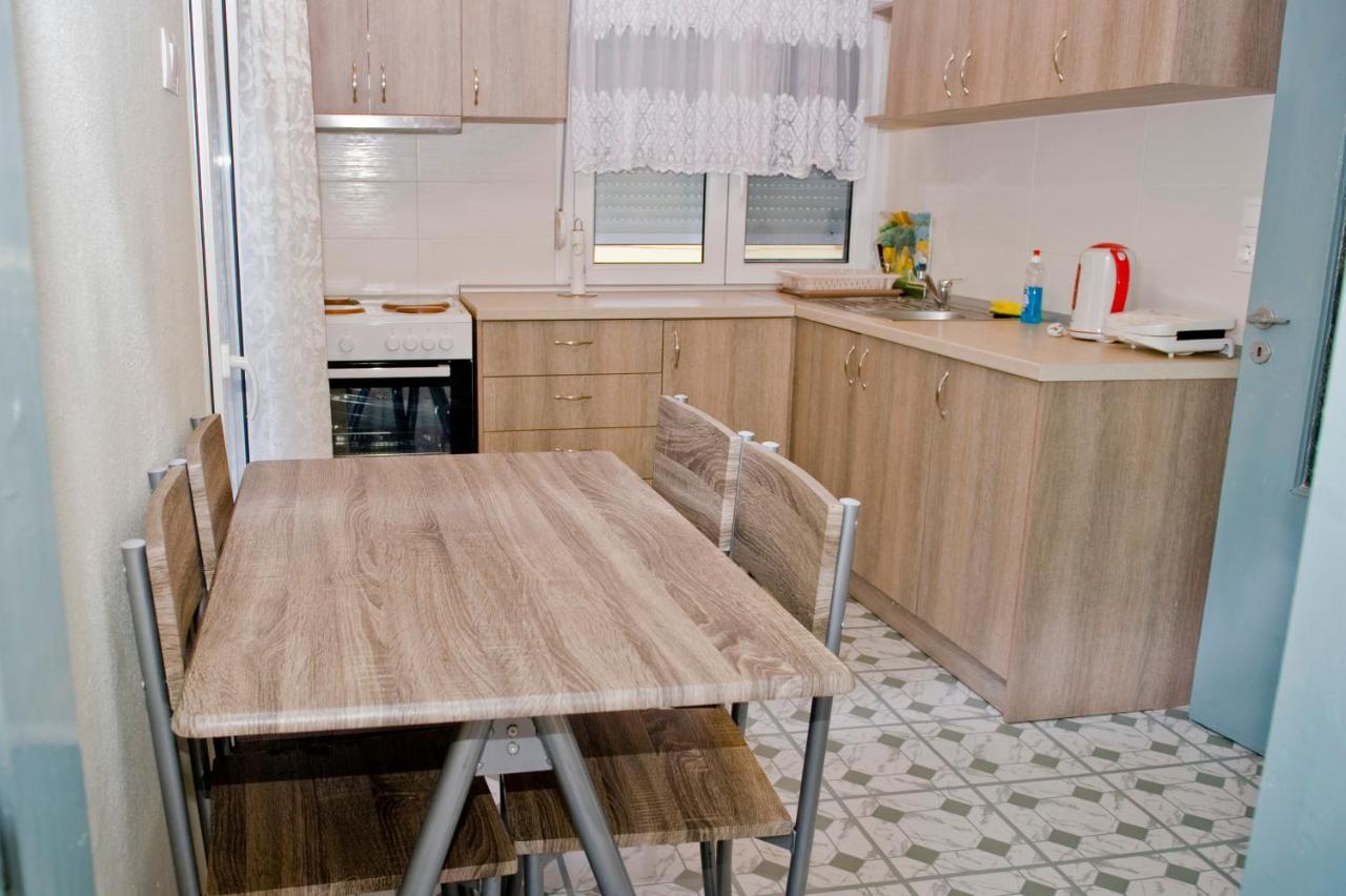 Makri Square Apartment Екстер'єр фото