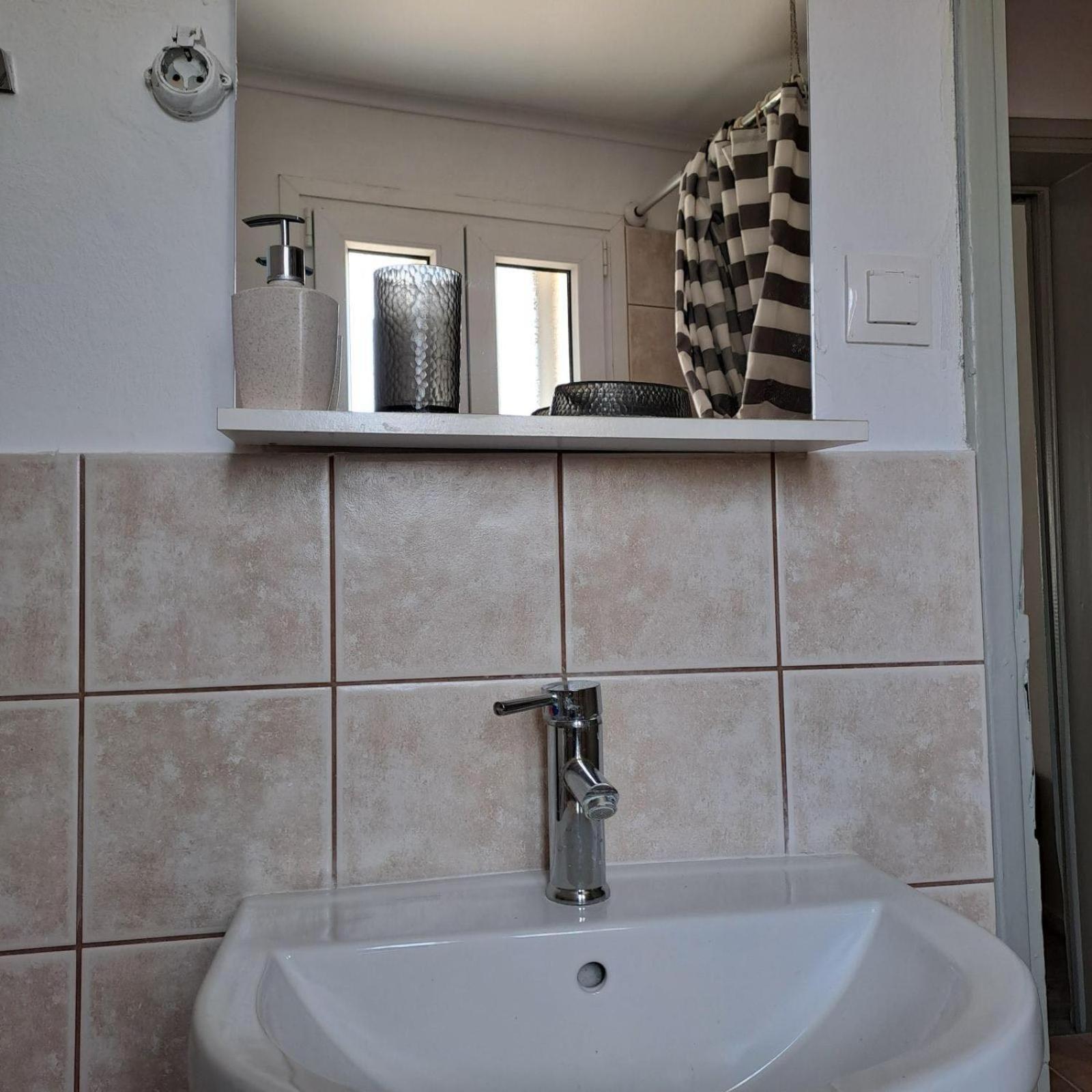 Makri Square Apartment Екстер'єр фото