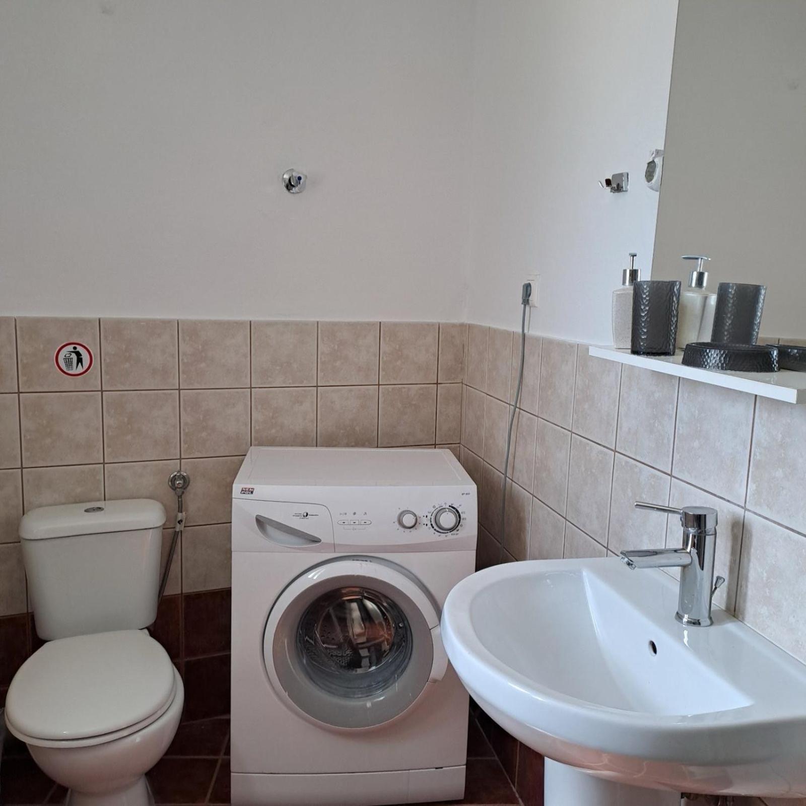 Makri Square Apartment Екстер'єр фото