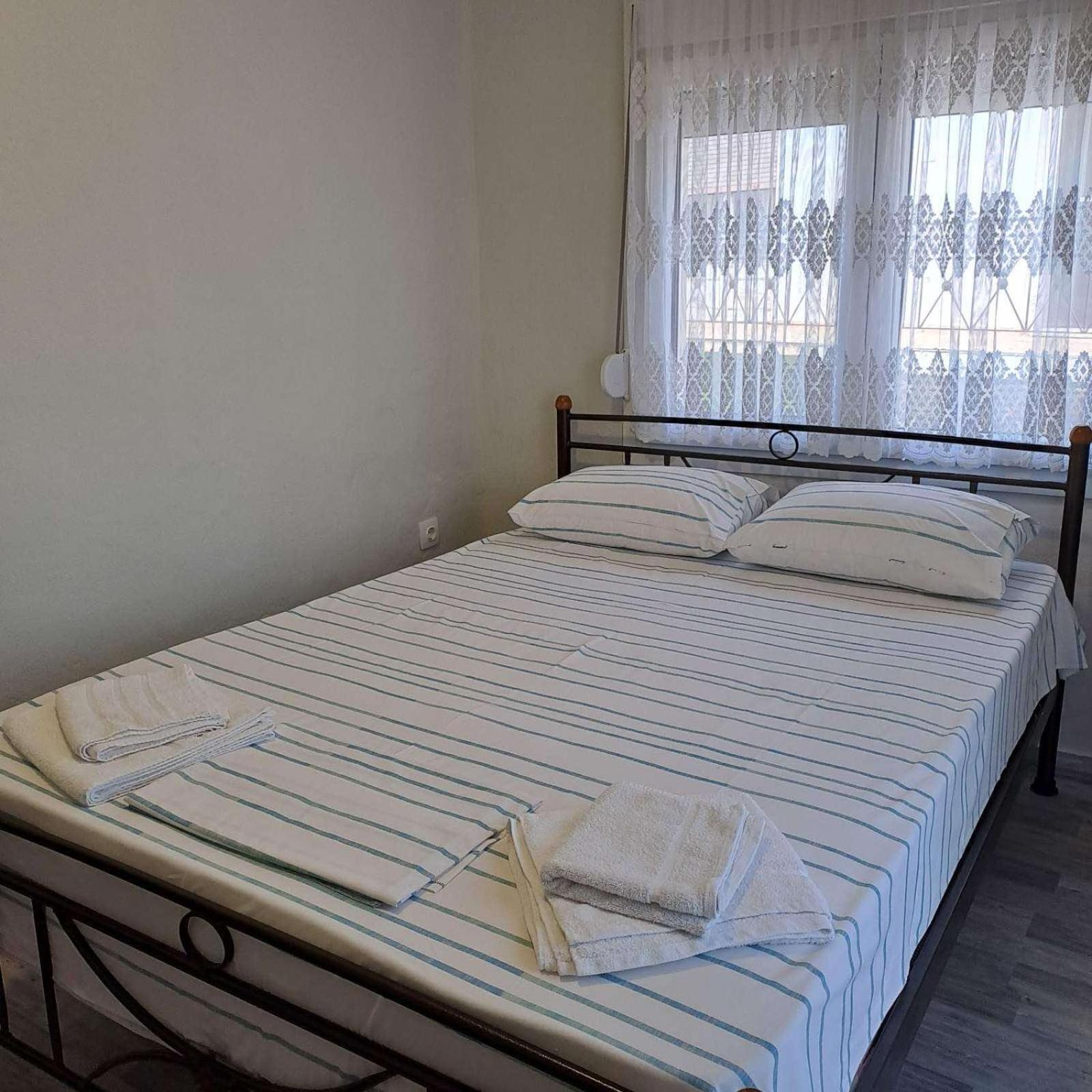 Makri Square Apartment Екстер'єр фото